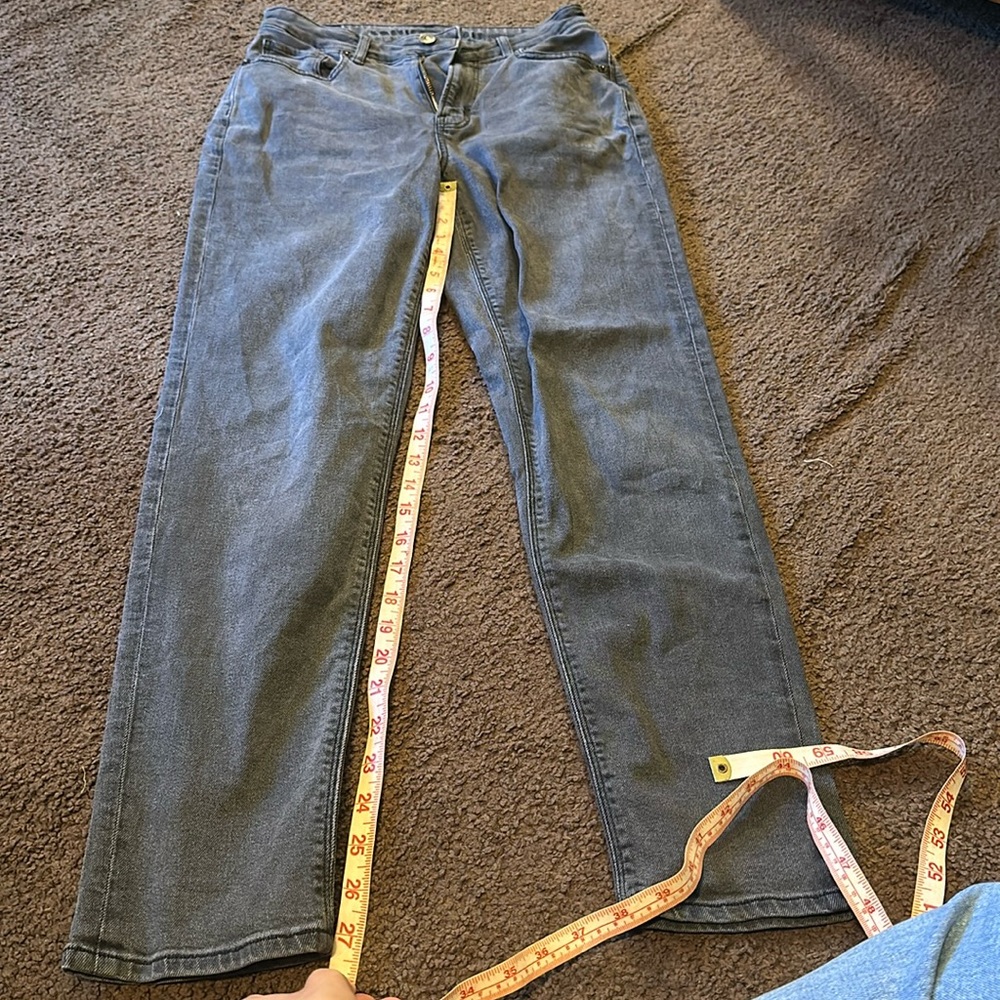 American eagle mom Jean